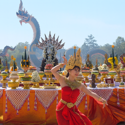 รับงานรำไทย การแสดงโชว์ โชว์ชาวต่างชาติ