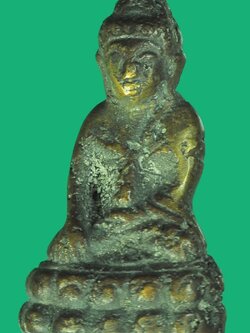 A5437 พระกริ่งก้นถ้วย มีอายุ ไม่ทราบที่และปีสร้าง 7