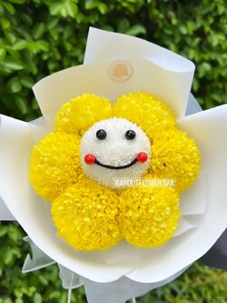 Mini Bouquet ช่อดอกไม้สด โทนขาว-เหลือง พร้อมตกแต่ง สามารถเปลี่ยนสีได้