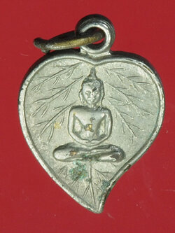 A563 พระใบโพธ์เล็ก พระพุทธโสธร หลังยันต์ ชุบนิเกิล 25