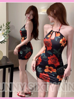 เดรสคล้องคอ ลายดอกกุหลาบ X5537-O พร้อมส่งในไทย