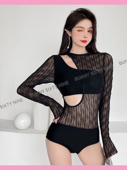 ชุดว่ายน้ำ วันพีช แขนยาว สีดำ SW076