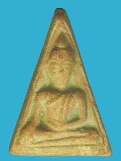 A5737 พระนางพญาเนื้อดิน เก่าพอมีอายุ ไม่ทราบที่และปีสร้าง 9.1