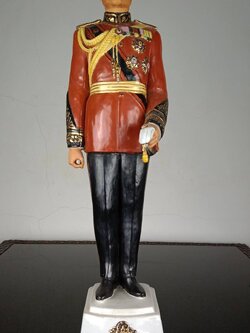 260.พระบรมรูปหล่อในหลวงรัชกาลที่9 พระบาทสมเด็จพระปรมินทรมหาภูมิพลอดุลยเดช ทรงยืนฉลองพระองค์ชุดทหารมหาดเล็ก(องค์ใหญ่)