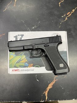 ปืนอัดลมสปริง K17 MODEL KWC