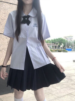 ชุดนักเรียน เสื้อ+กระโปรง ครบเซท รหัส TS905