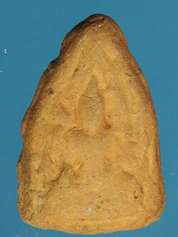 A465 พระขุนแผนเนื้อดิน ไม่ทราบที่และปีสร้าง 9.1