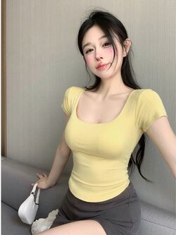 เสื้อครอป ผ้ายืดสไตล์เกาหลี CN2319