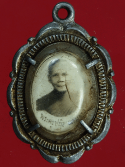 B2495 ล็อกเก็ตพระครูปฏิญาณธรรมรส วัดมิ่งเมืองพลาราม ขอนแก่น 23