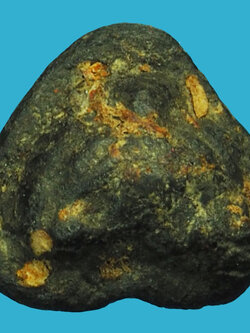 A5087 พระปิดตา เนื้อผงคลุกรัก ไม่ทราบที่และปีสร้าง 6