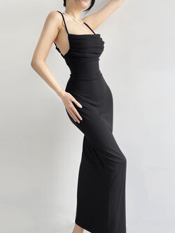 ชุดเดรสยาว สายเดี่ยว พร้อมส่ง