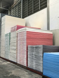 ฟิวเจอร์บอร์ดขนาด 1.30x2.45 M หนา 5 มม ทุกสี ราคาแผ่นละ 220บาท (บรรจุ10แผ่น/แพ็ค) ขายยกแพ็ค