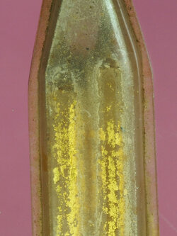 A165 สาริกาคู่ ไม้แกะเก่า เลี่ยมพลาสติกเก่า ไม่ทราบที่และปีสร้าง 12