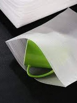 EPE BAG,ถุงโฟมบาง, ขนาด 35x45 cm หนา 1 มม ราคา 7 บาท/ใบ (บรรจุ 100ใบ/แพ็ค)