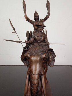 587.พระบรมรูปหล่อสมเด็จพระนเรศวรมหาราชทรงช้างศึก