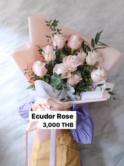 Ecuador Rose Bouquet ช่อดอกกุหลาบเอกวาดอร์ สีชมพู นำเข้า คัด Size จำนวน 10 ดอก พร้อมตกแต่ง สามารถเปลี่ยนสีได้