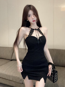 เดรสรัดรูป สายเดี่ยว พร้อมส่งในไทย CN2831