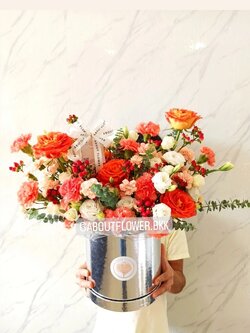 Fresh Flower Box แสดงความยินดี กล่องดอกไม้สด นำเข้า คัด Size พร้อมตกแต่ง สามารถเปลี่ยนสีได้