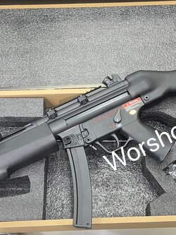 MP5A4 SWAT ประกับไฟฉาย บอดี้ Nylon - Golden Eagle 6853