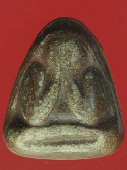 A581 พระปิดตา หลังยันต์สาม เนื้อผง ไม่ทราบที่และปีสร้าง 6