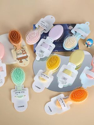 หวีพาสเทล หวีแปลง พกพา สุ่มสีส่ง