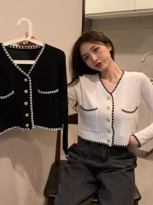 เสื้อไหมพรมแขนยาว สไตล์เกาหลี พร้อมส่งในไทย