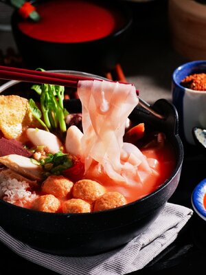🎉"เลอรส"จัดเต็มความอร่อย ✨🥢🧡 เปิดตัวน้องใหม่"เย็นตาโฟต้มยำ" 🌶️ น้ำปรุงรสเด็ด เส้นใหญ่เหนียวนุ่ม 👍🥰 อัดแน่นความอร่อยพรีเมี่ยม ด้วยสูตรลับเฉพาะ ครบรสจบในซองเดียว
