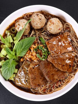Noodle Lover ถูกใจสายเส้นแน่นอน.. ก๋วยเตี๋ยวเรือ "เรือทอง" เส้นหมี่...