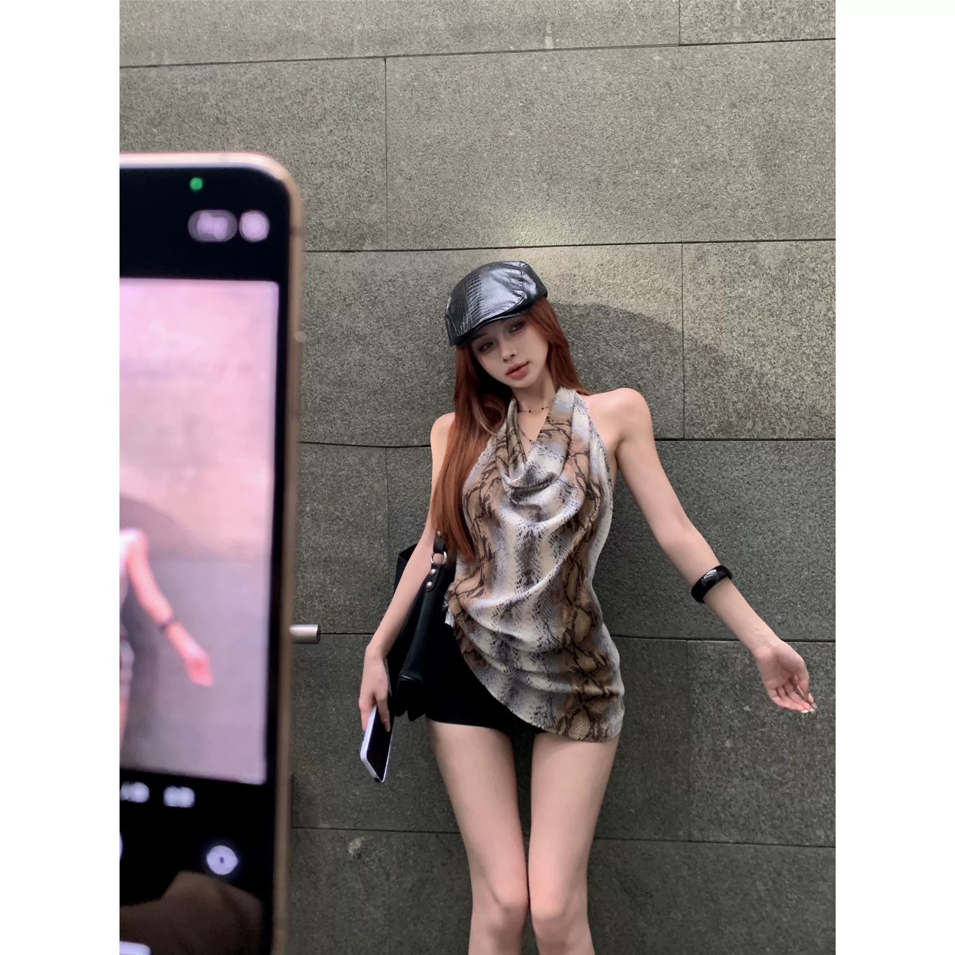 เสื้อลายงู โชว์แผ่นหลัง เซ็กซี่ รหัส CN2713