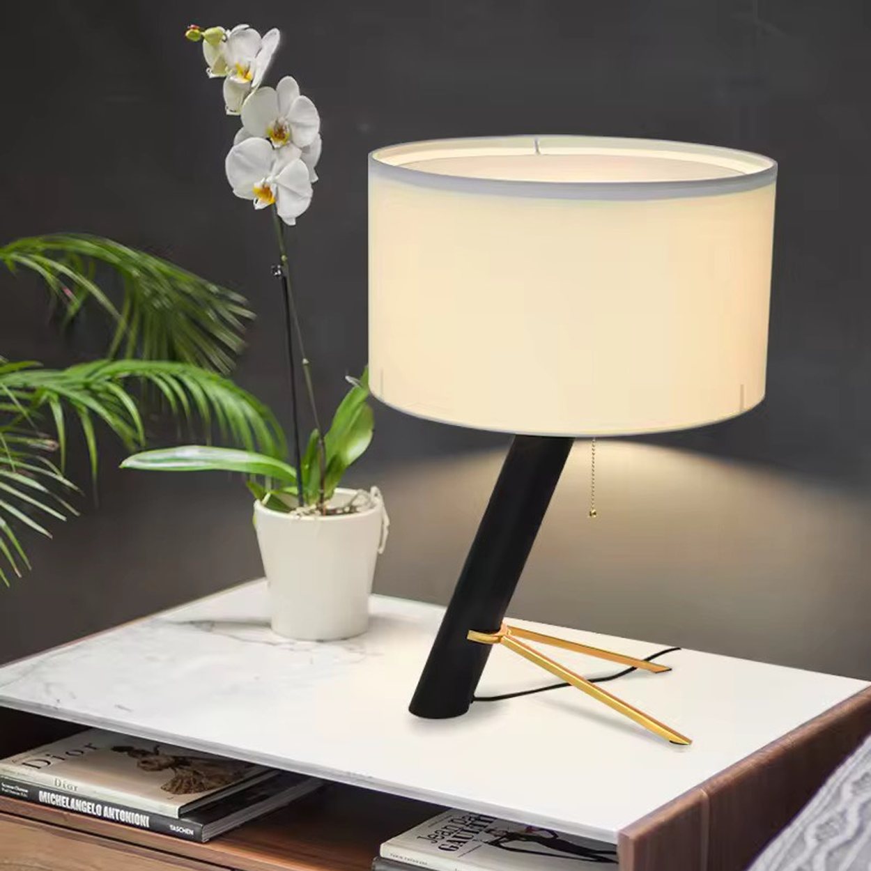 โคมไฟตั้งโต๊ะ สไตล์นอร์ดิก Nordic style table lamp Metal + Fabric LED E27x1 IP20