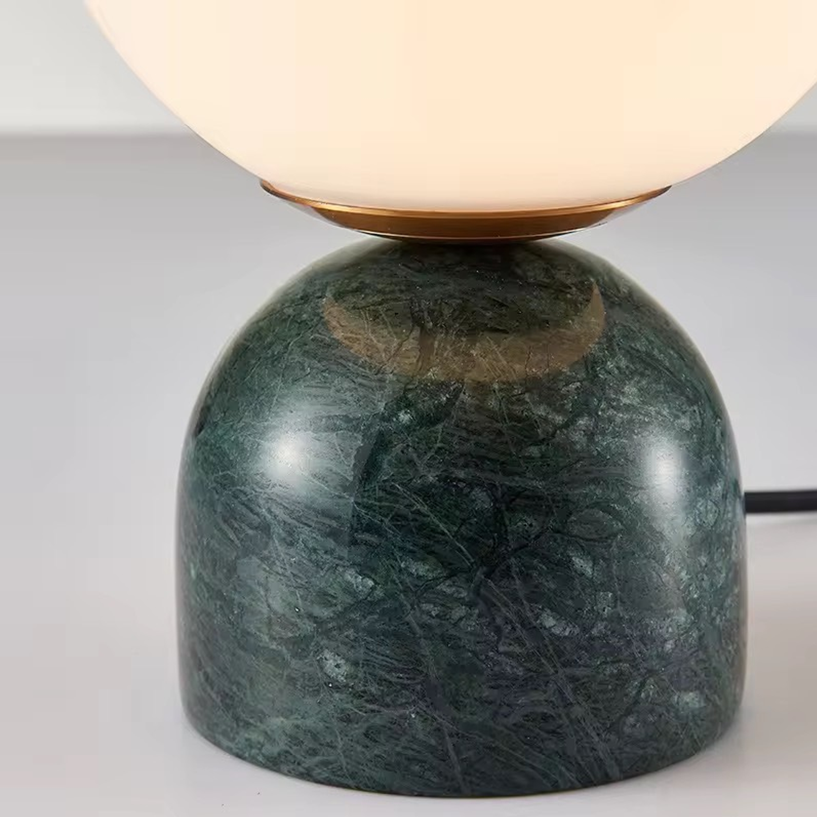 โคมไฟตั้งโต๊ะ สไตล์นอร์ดิก Nordic style table lamp Marble + glass LED E27x1
