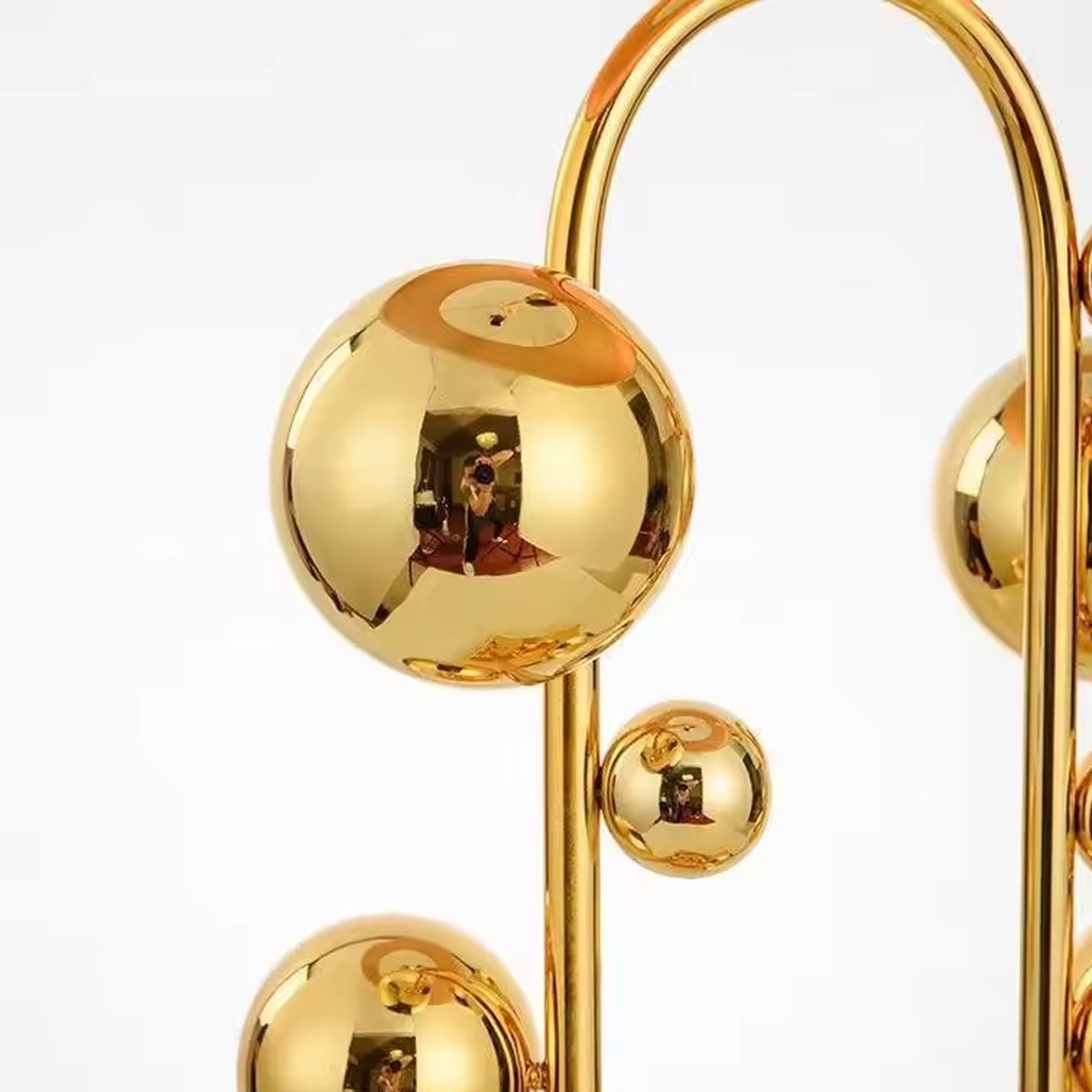 โคมไฟตั้งโต๊ะ Luxurious Table lamp Metal + Fabric LED E27X1 IP20