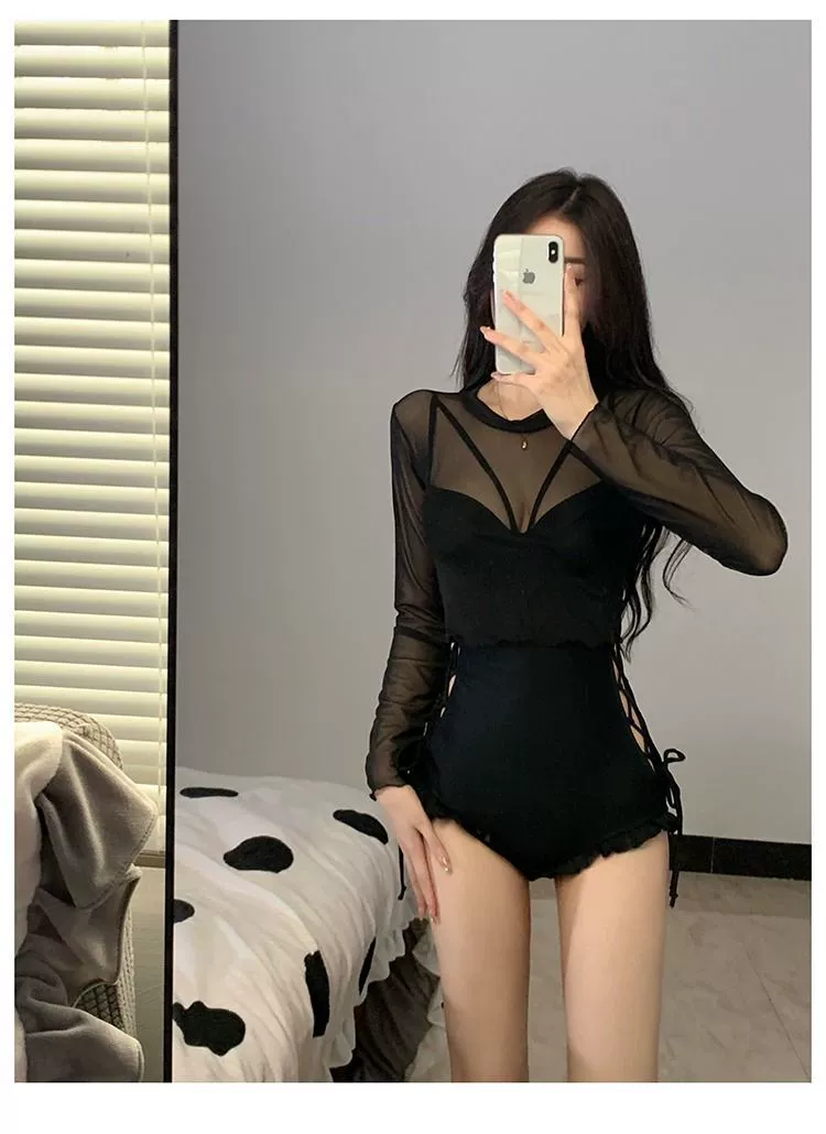 ชุดว่ายน้ำวันพีช เซ็กซี่ สไตล์เกาหลี รหัส SW68142