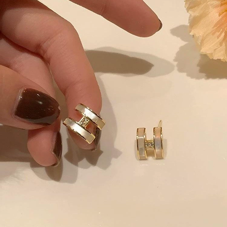 ตุ้มหู แฟชั่น สวยติดแกรม พร้อมส่ง