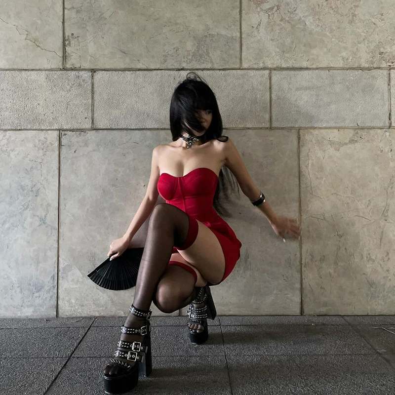 ชุเดรส เกาะอก แดง สายฝอ เซ็กซี่ รหัส CN56134