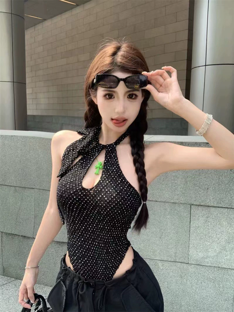 เสื้อแขนกุด ลายจุดขาว รหัส CN3012