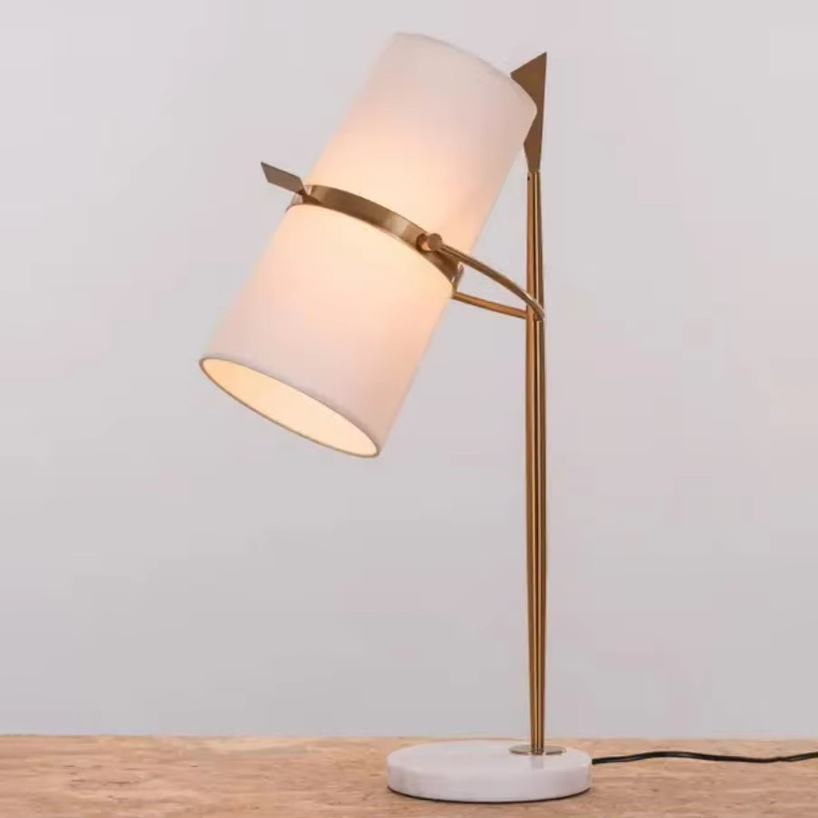 โคมไฟตั้งโต๊ะ สไตล์นอร์ดิก Nordic style table lamp Meta + Marble LED E27x1 IP20